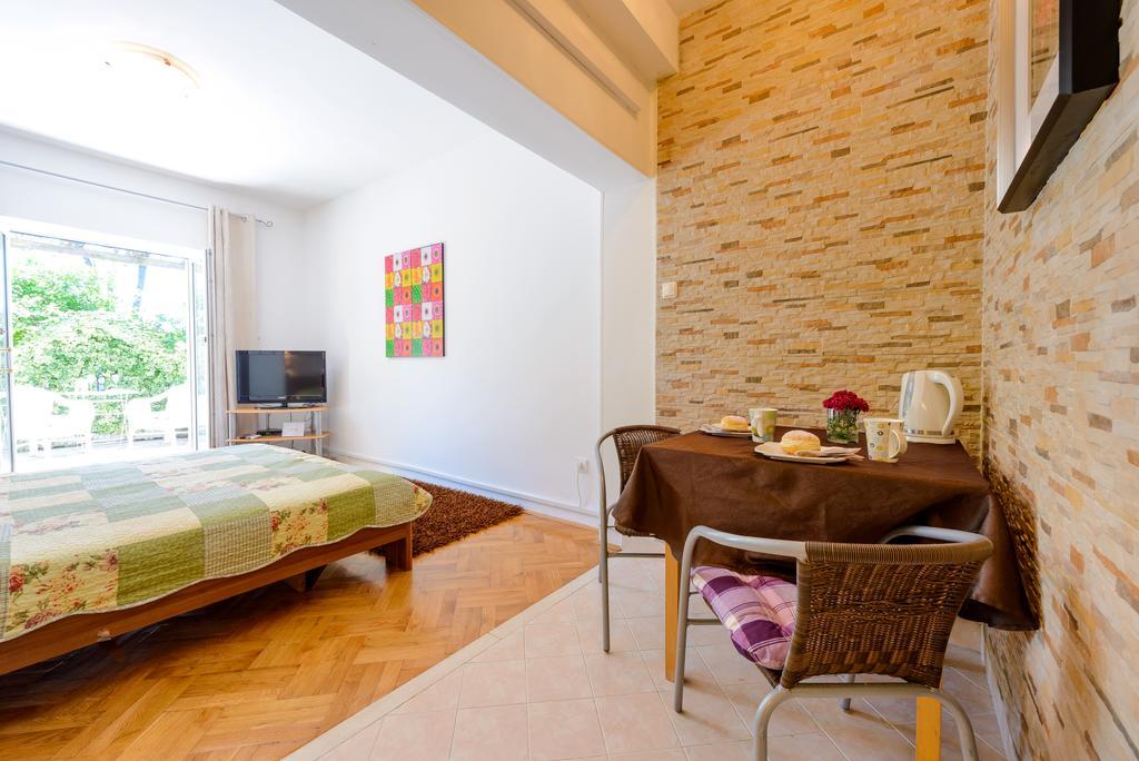 Apartments Milic 믈리니 외부 사진